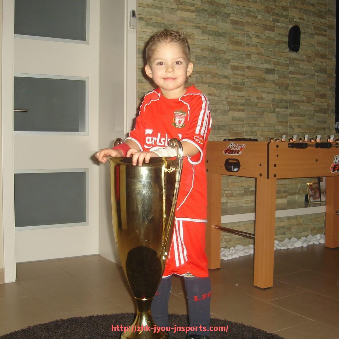 jiuyou九游娱乐-法甲进攻统计图表呈现：各队火力线走势一目了然